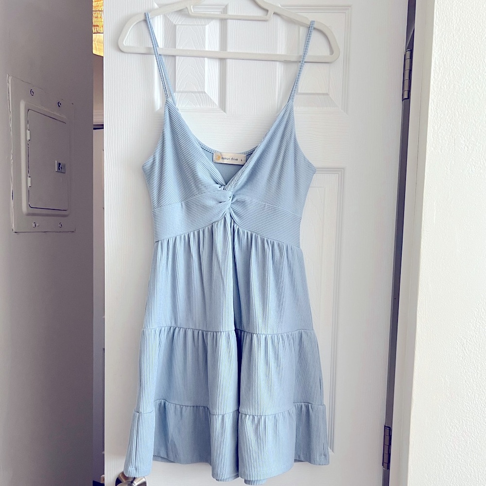 Twisted Front Mini Dress - Picture 3 of 6